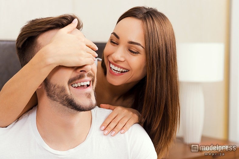 めっちゃ嬉しい！サプライズで彼を満足させる5つの演出（Photo by gstockstudio／Fotolia）【モデルプレス】