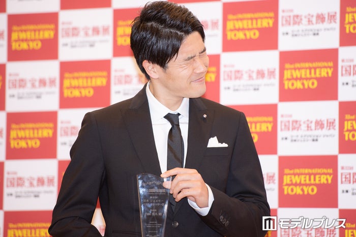 内田篤人 妻に 帰って見せたい 受賞で家族の反応明かす 第32回 日本ジュエリーベストドレッサー賞 モデルプレス