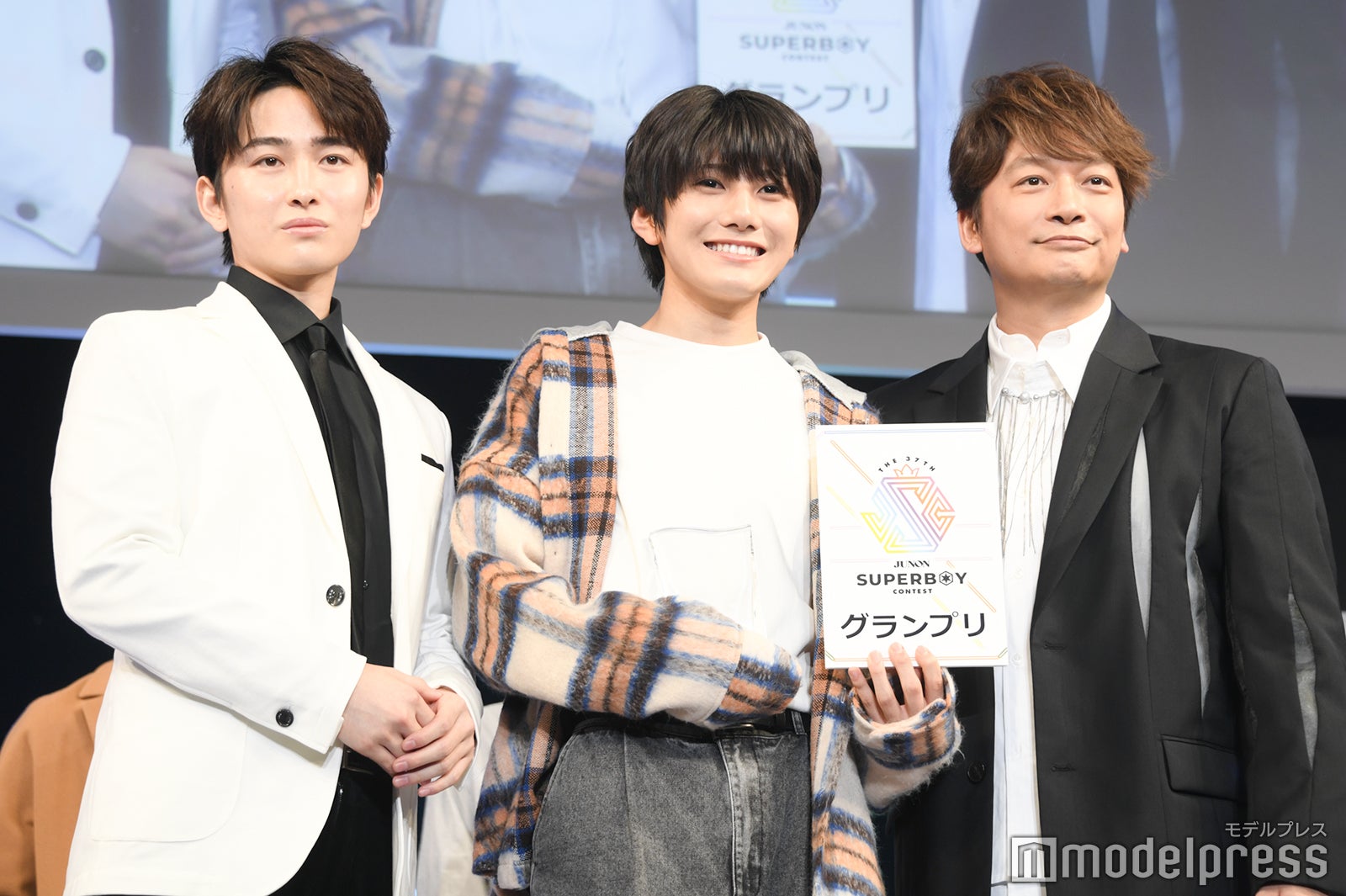 石山順征、佐藤倖斗さん、香取慎吾（C）モデルプレス