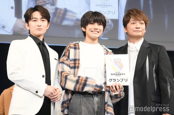 石山順征、佐藤倖斗さん、香取慎吾(C)モデルプレス