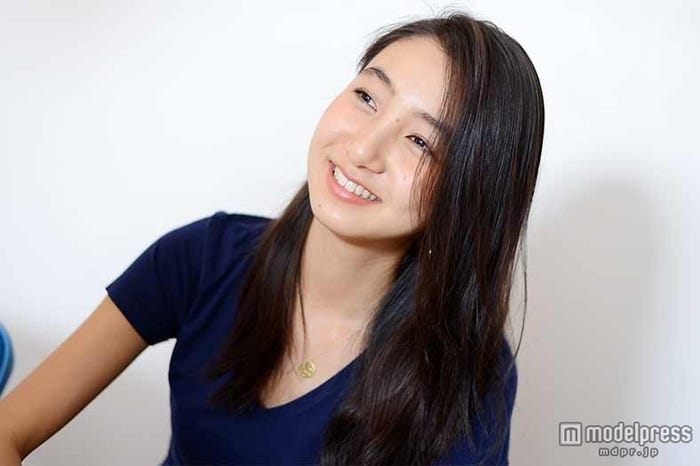 モデルプレスのインタビューに応じた近藤カコ