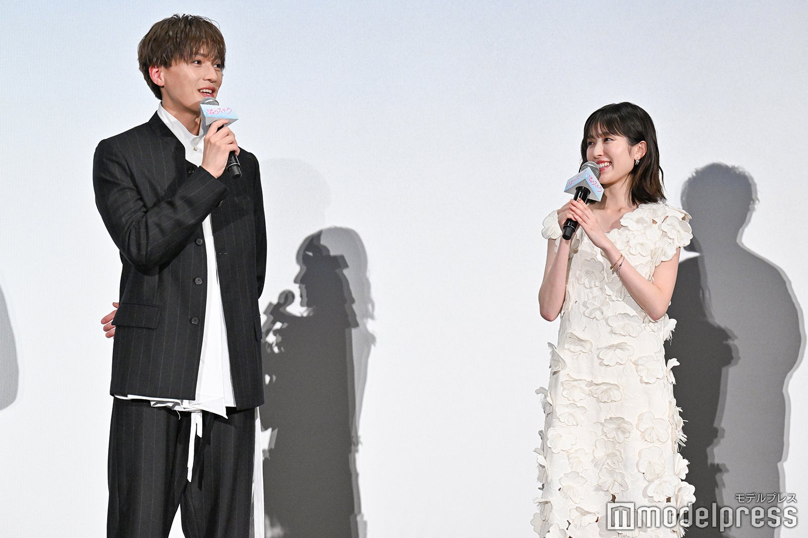 八木勇征、福本莉子（C）モデルプレス