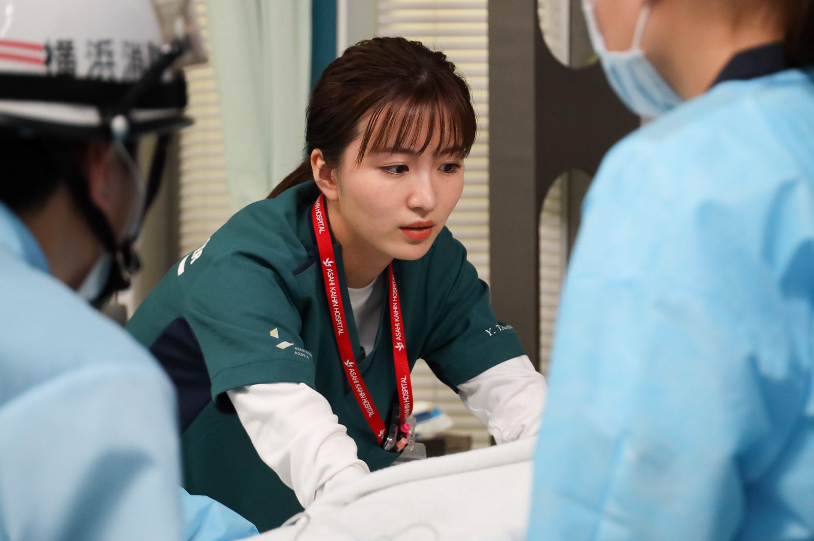 岡崎紗絵「ナイト・ドクター」第8話より（C）フジテレビ