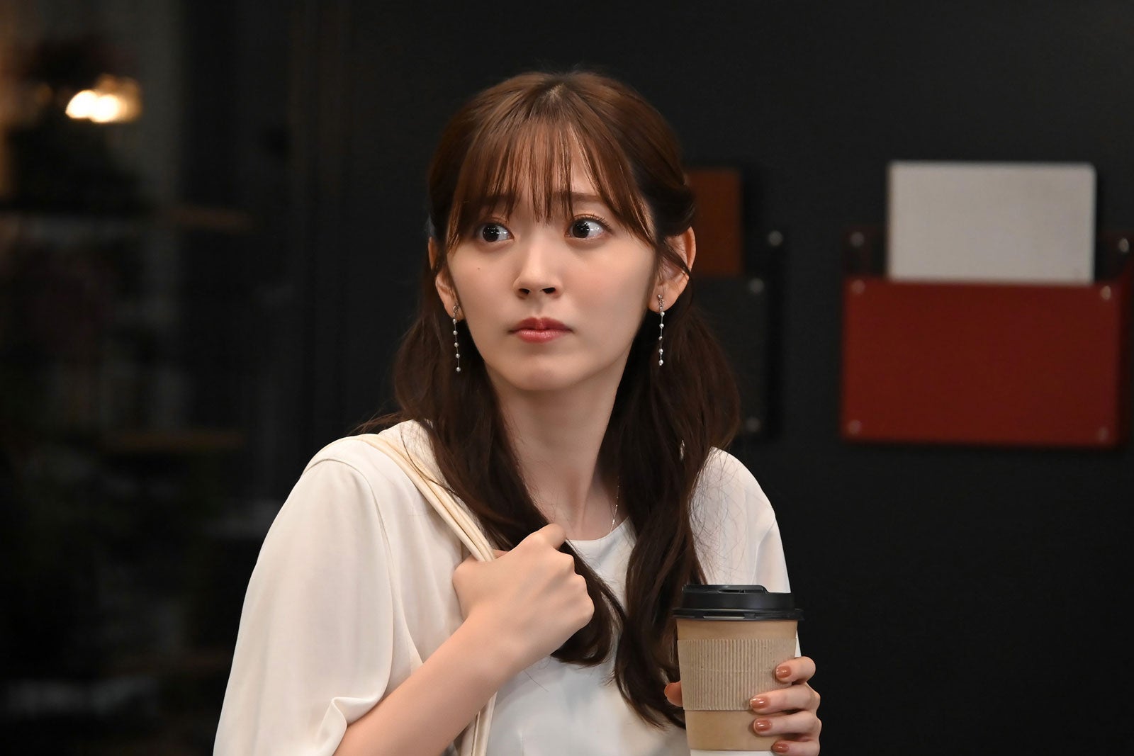 鈴木愛理「推しが上司になりまして」第5話（C）「推しが上司になりまして」製作委員会