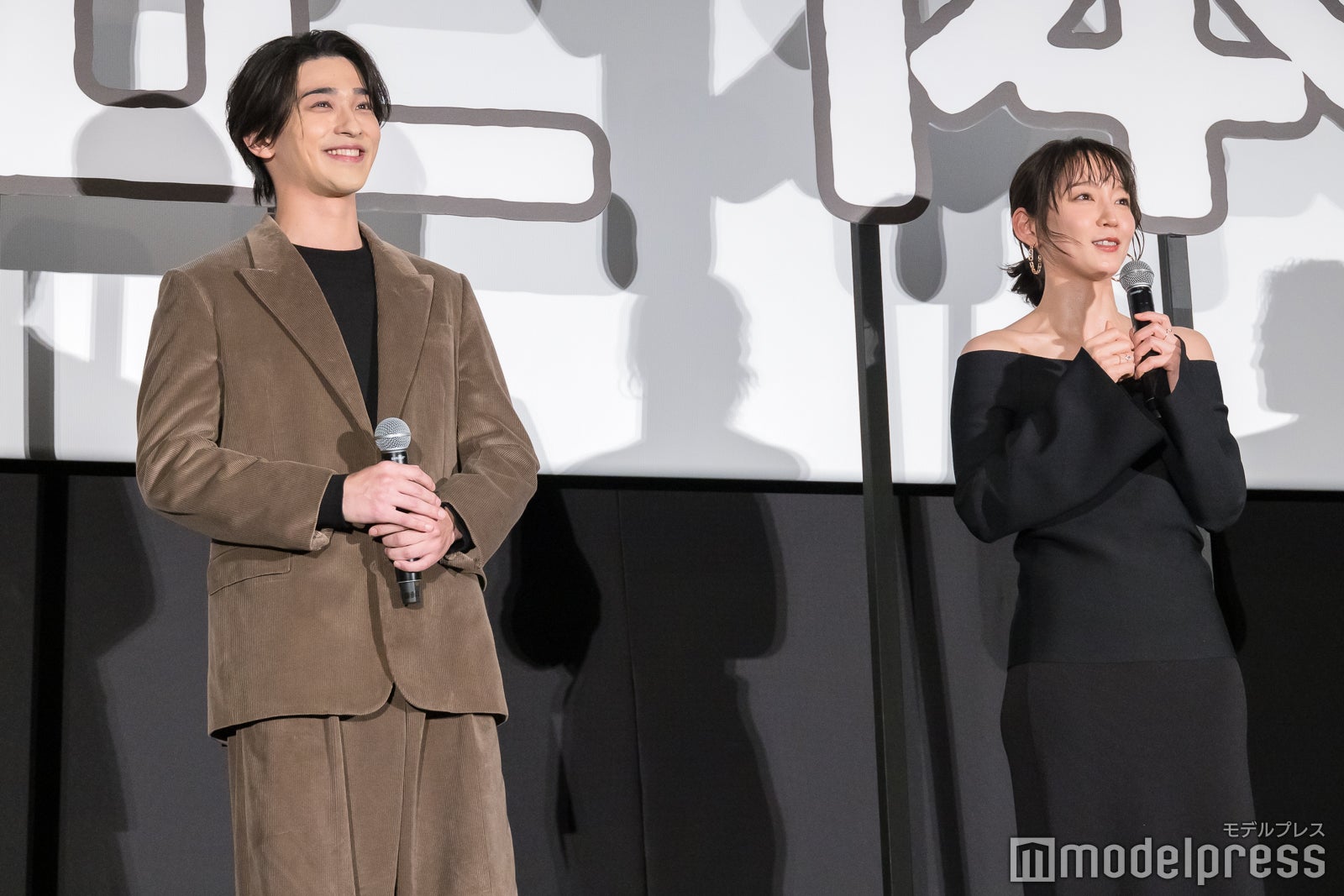 横浜流星、吉岡里帆（C）モデルプレス