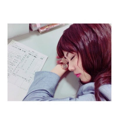 高畑充希の“フィクション”寝顔ショット／有村架純オフィシャルブログ（Ameba）より