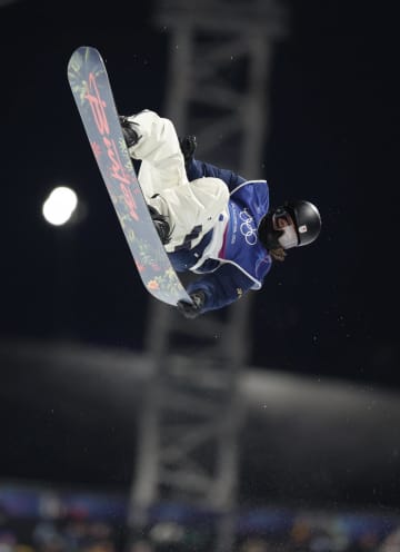 平野歩夢が復活の舞い 骨折の大けがからぶっつけ五輪1本目で圧巻エア ダブルコーク1440も披露 83.00点マーク