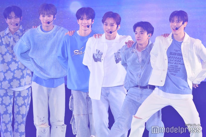 大久保波留、田中笑太郎、谷口太一、寺尾香信、平本健、福田歩汰/DXTEEN(C)モデルプレス