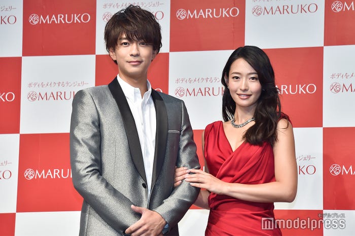 三浦翔平、石黒エレナ(C)モデルプレス