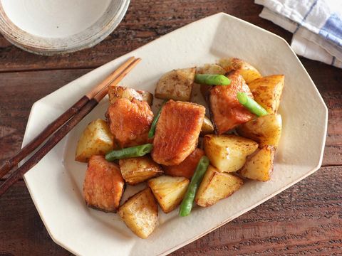 鮭が主役のお弁当レシピ16選 開けるのが楽しみになる簡単で美味しいおかずをご紹介 モデルプレス 鮭が主役のお弁当レシピ16選 開けるのが楽しみになる簡単で美味しいおかずをご紹介 モデルプレス
