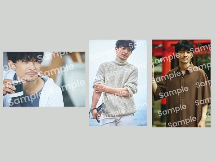 津田健次郎写真集「ささやき」初版限定のポストカードデザイン(画像提供:講談社)