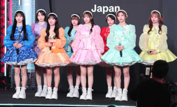 CUTIE STREET古澤里紗 パフォ中に転倒し左足首剝離骨折 年内TVはイスに座ってパフォと発表