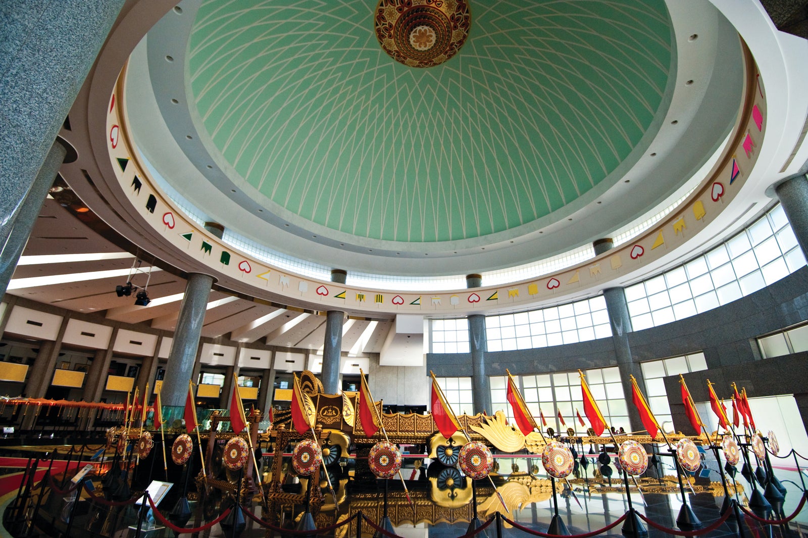 ロイヤル・レガリア