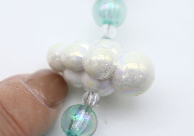 ビーズキーホルダー（ケアベア、B）　雲型ビーズ