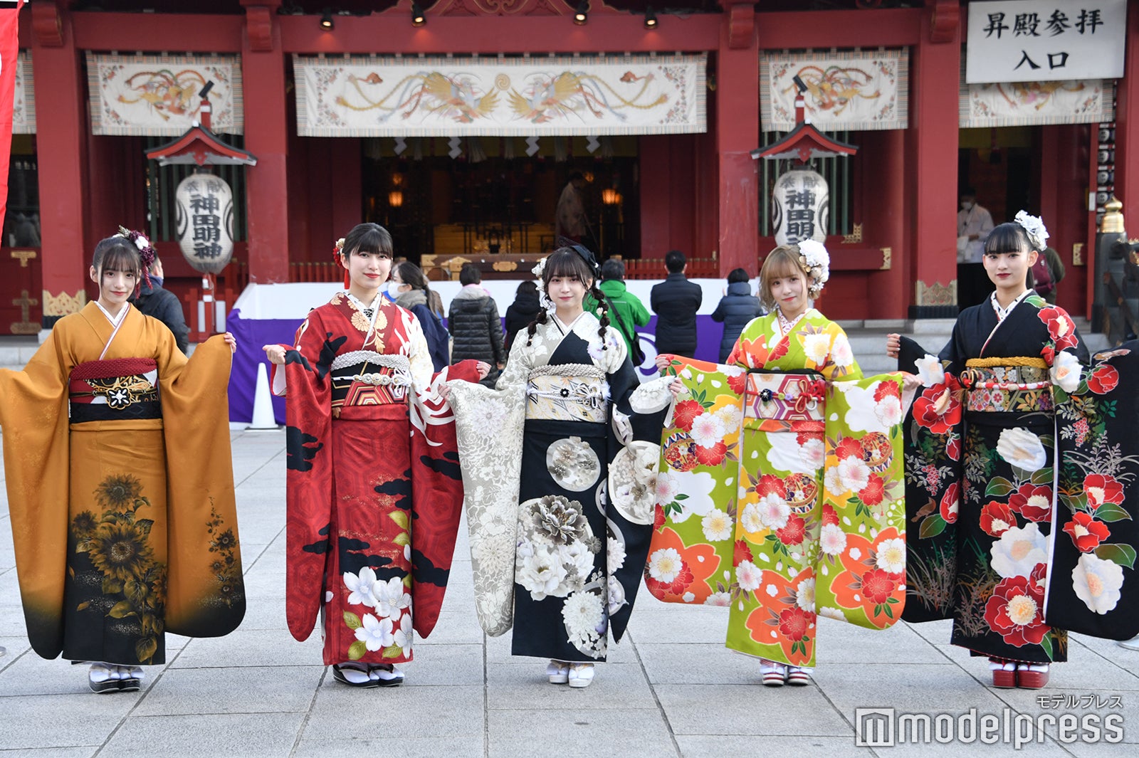 （左から）平田侑希、吉田華恋、山田杏華、平野ひかる、歌田初夏 （C）モデルプレス