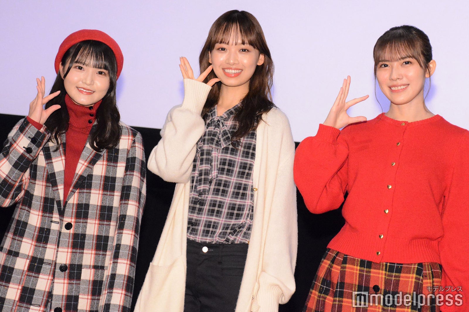 高瀬愛奈、濱岸ひより、森本茉莉／日向坂46（C）モデルプレス