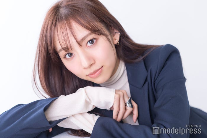 新内眞衣(C)モデルプレス
