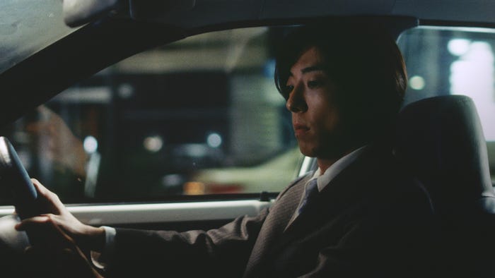 高橋一生/CM「25年前の夏」篇より(提供写真)