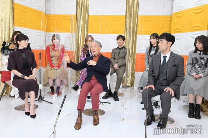 (後列左から)黒沢かずこ、中川翔子、高見沢俊彦、陣内智則、佐々木久美、齊藤京子(前列左から)内田有紀、堺正章、藤井隆 (C)モデルプレス