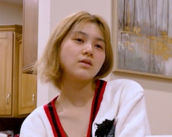 どん底までメンタルが落ちた19歳女優「本物の自分なんて忘れた」殴り書きの日記にスタジオ悲鳴「私には光るものがない」