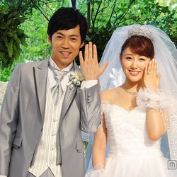 安めぐみ 東貴博 結婚披露宴後に会見 幸せmaxです モデルプレス