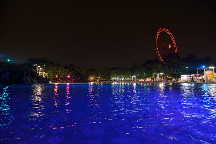 西武園ゆうえんち プール開き クラブ がテーマのナイトプールも 女子旅プレス