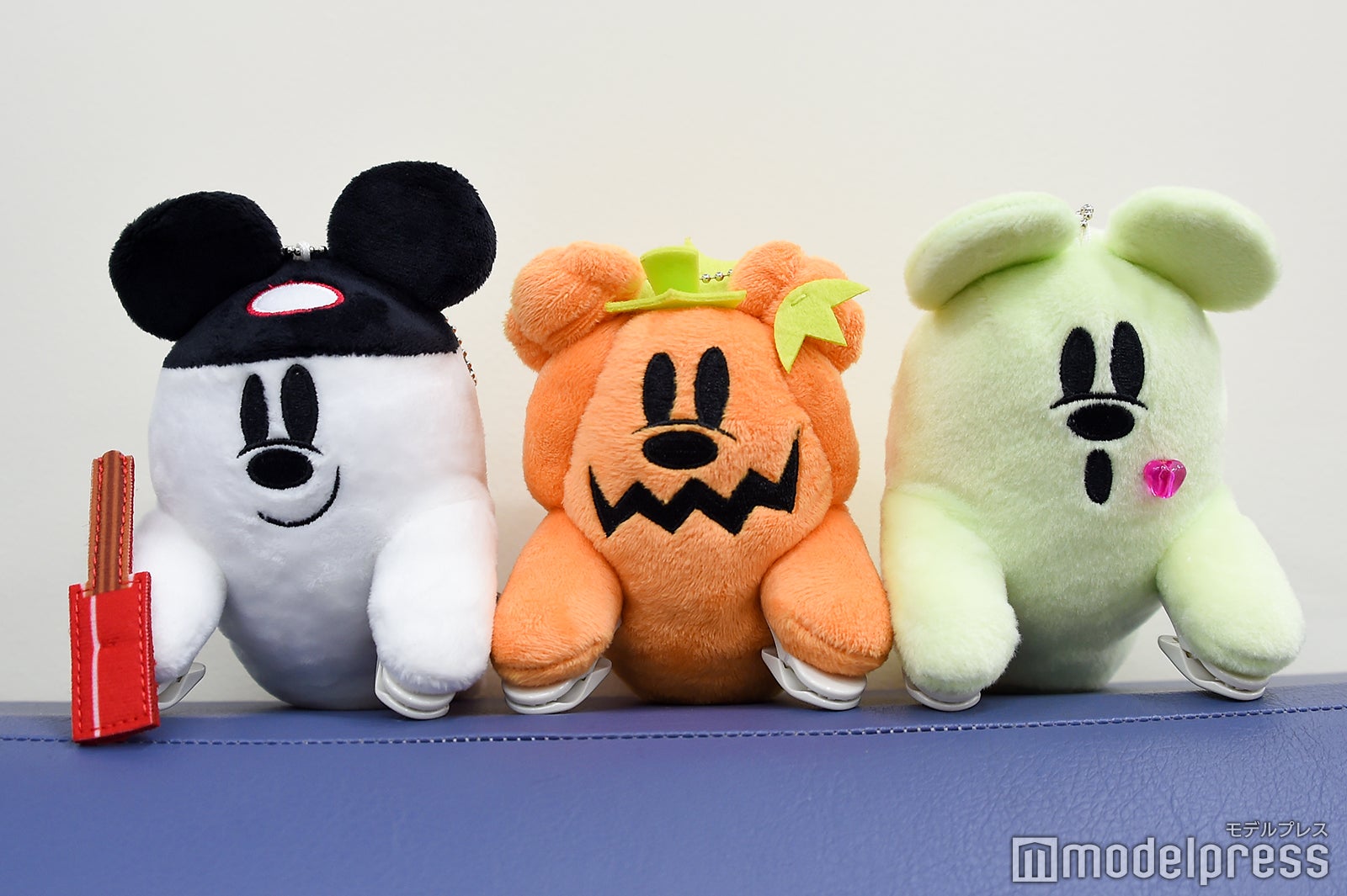ぬいぐるみ（各1700円） （C）モデルプレス（C）Disney