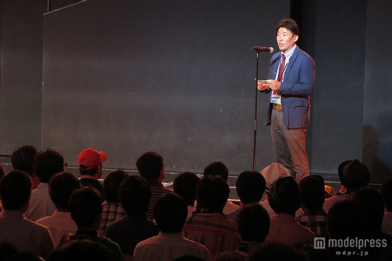 HKT48劇場／（C）AKS