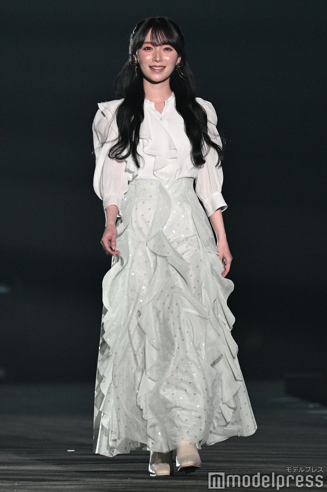 （C）モデルプレス