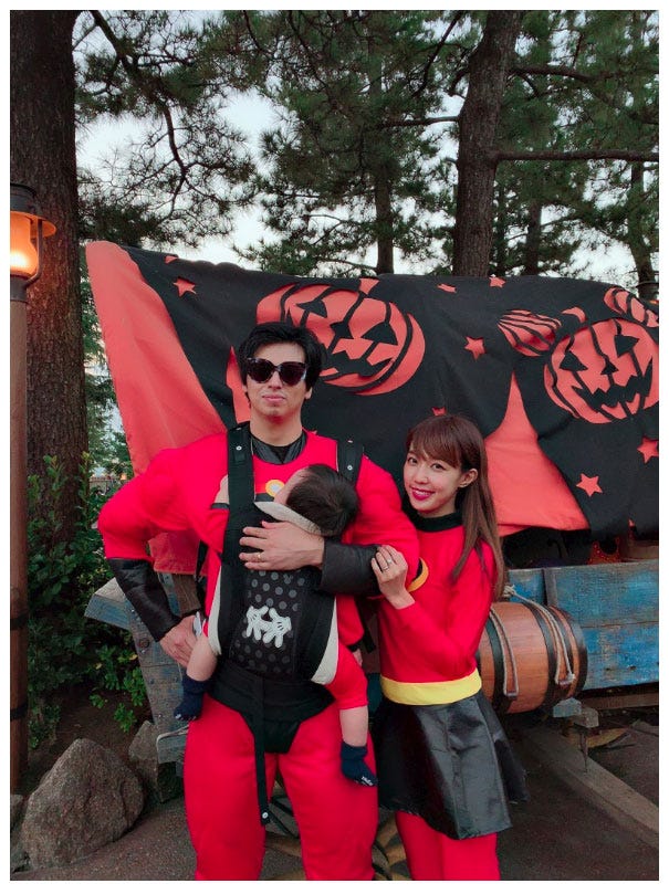 アレクサンダー・景虎くん・川崎希/川崎希オフィシャルブログより