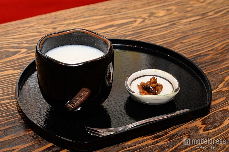 「天野屋」の甘酒￥400