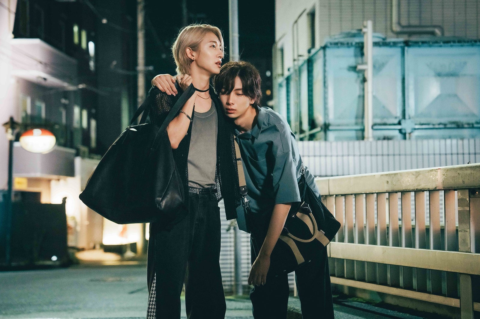 NAOYA、冨田侑暉（C）2025「セラピーゲーム」製作委員会