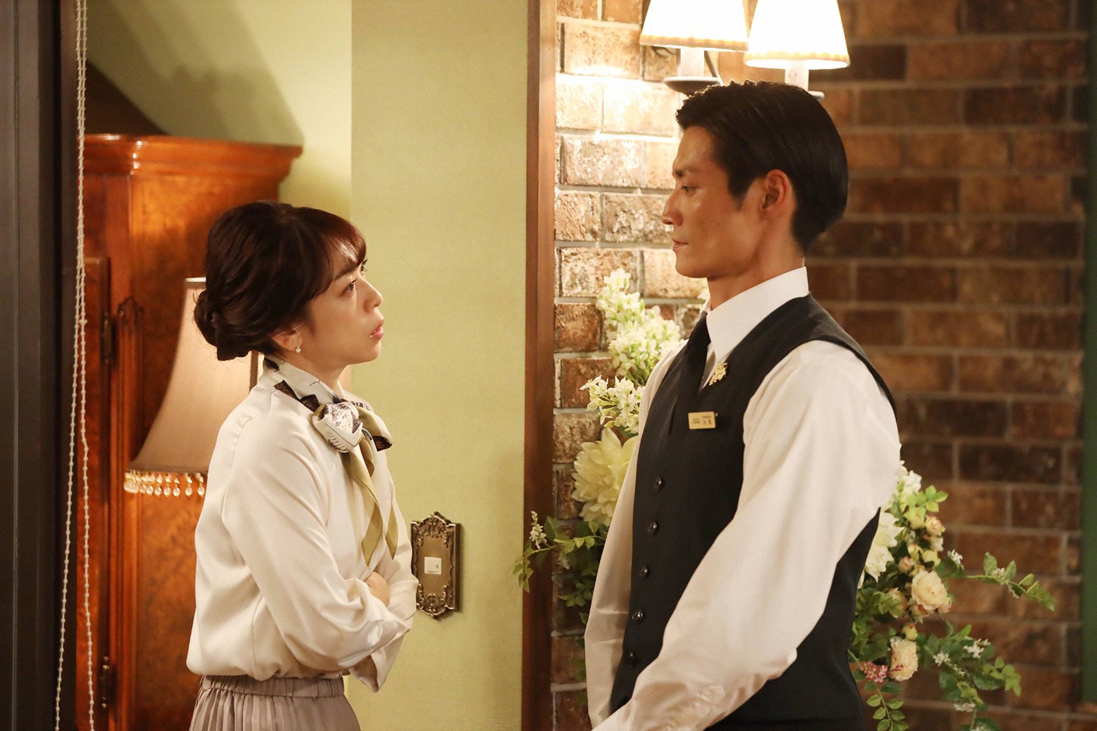 遊井亮子、田邊和也／「シャーロック」第9話より（C）フジテレビ