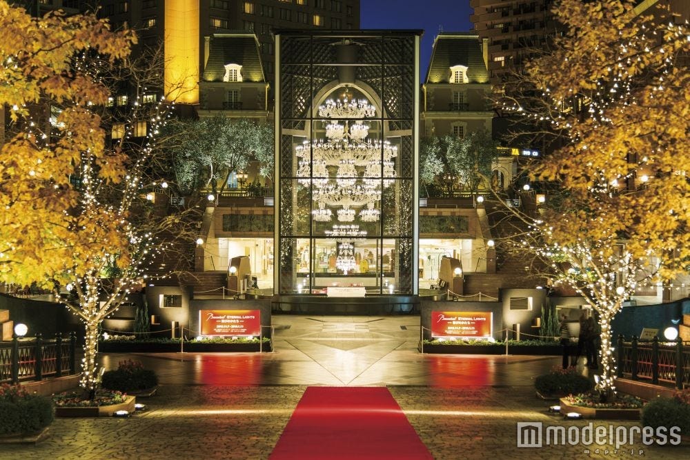 豪華シャンデリア&イルミ10万球煌めく 「恵比寿ガーデンプレイス」で大人のクリスマス