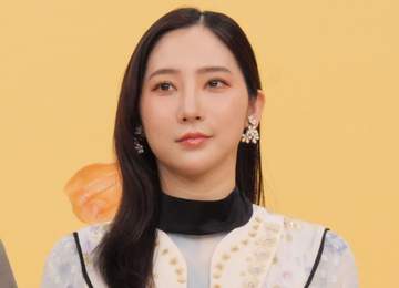 レジで背後から蹴られ「ええっ！」ファーストサマーウイカ「バーって走ってきて」「あの時どうすればよかったんだろう？」「ママも傷だらけだったから…」