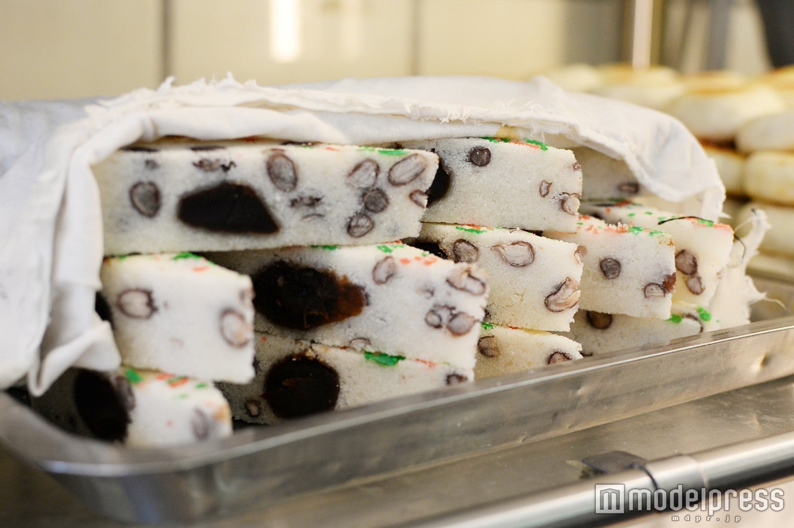 小豆入りの素朴な伝統菓子も（C）モデルプレス