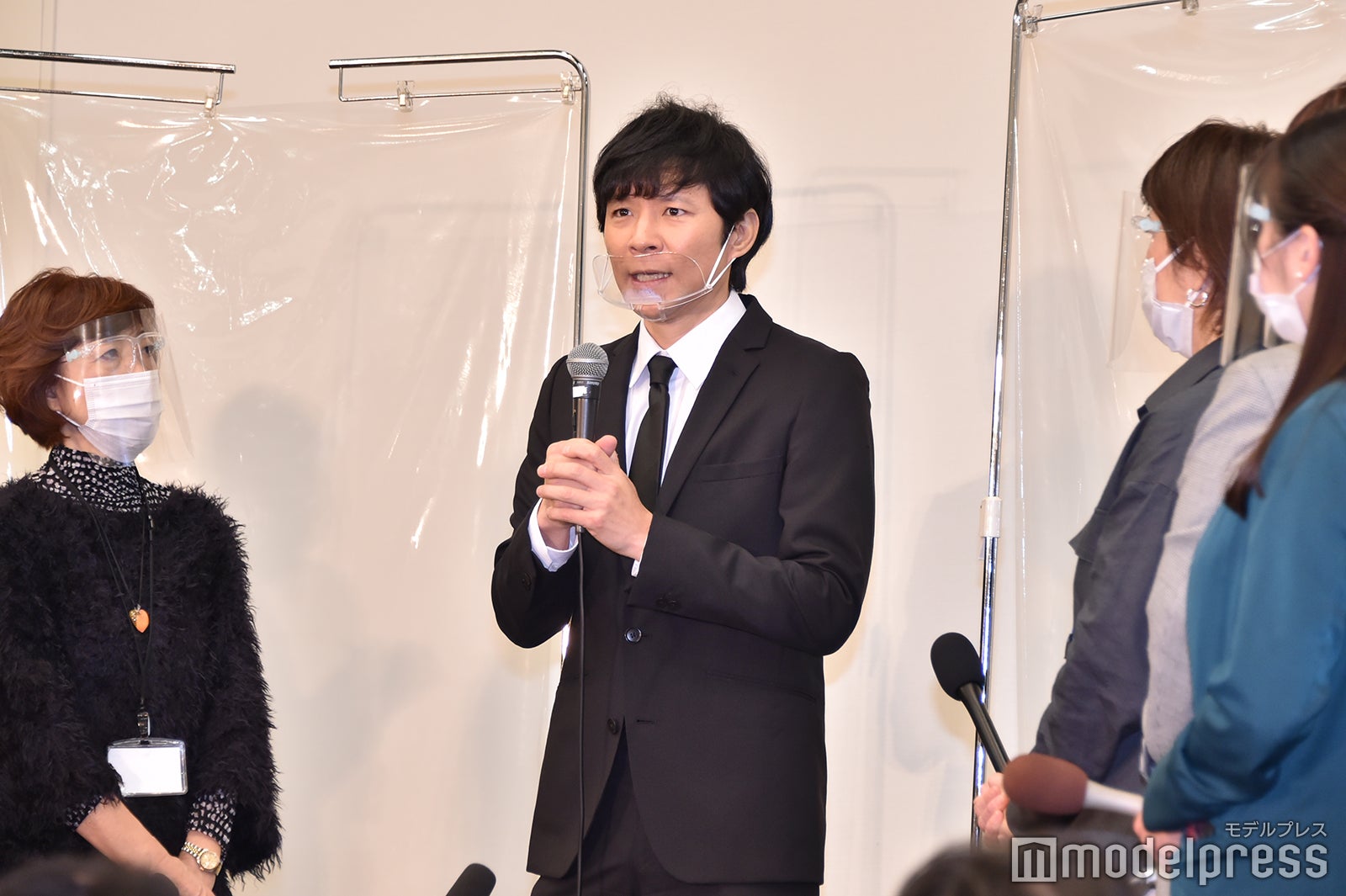 渡部建謝罪会見 （C）モデルプレス