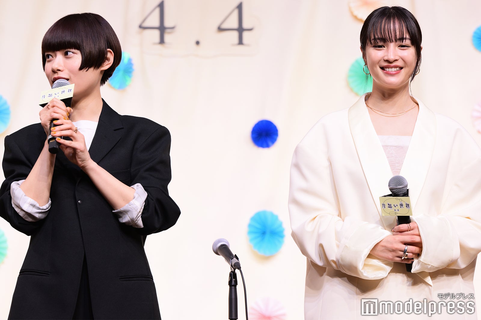 杉咲花、広瀬すず（C）モデルプレス