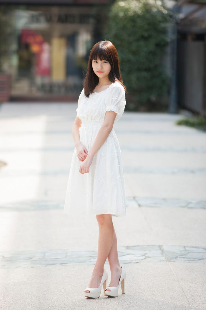 出口夏希(画像提供:所属事務所)