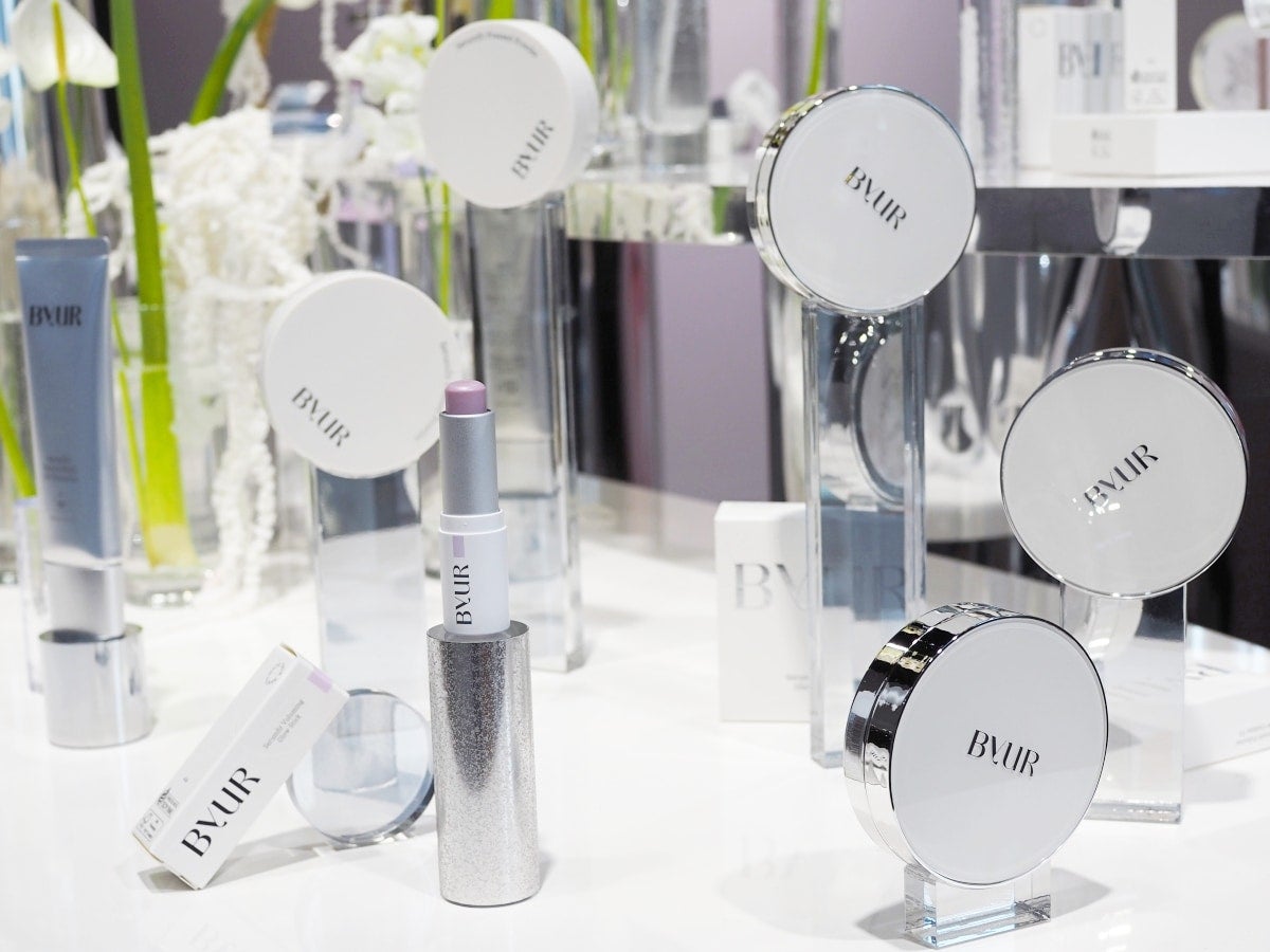 ByURの名品クッションファンデがリニューアル！ プレストパウダーやハイライトも登場