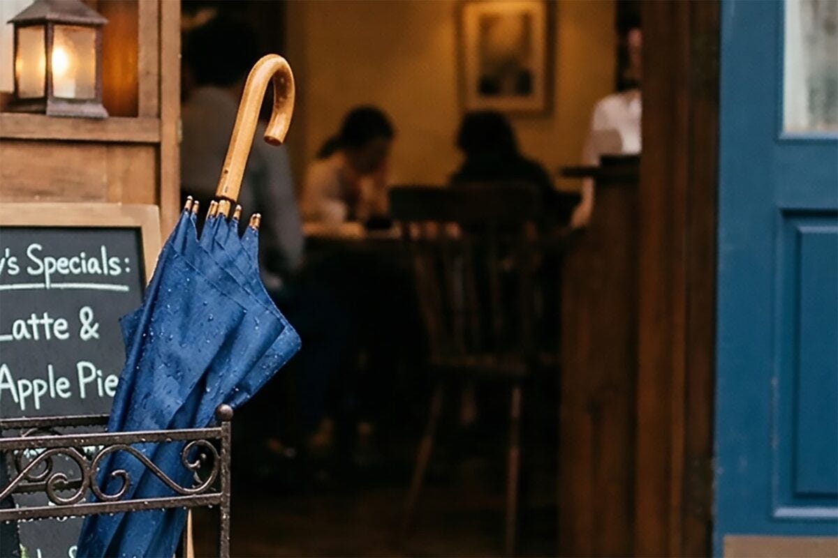 傘立て・雨の日・飲食店