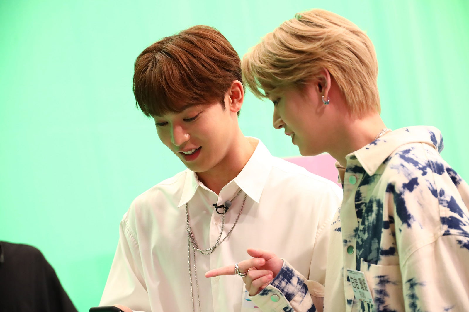 與那城奨、白岩瑠姫（C）フジテレビ