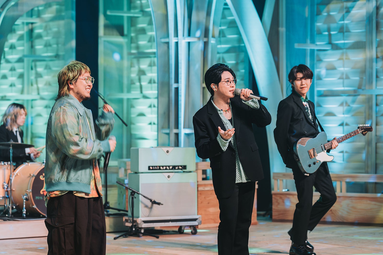 こっちのけんと、大森元貴、若井滉斗（C）TBS／撮影：もろんのん