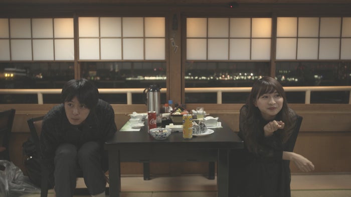 犬飼貴丈、ロン・モンロウ「ダブルベッド」#6(C)TBS/イースト・エンタテインメント