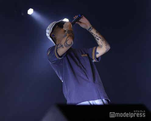 SOUTH BLUE、TikTokで話題「少年」披露 初のファッションイベント出演【STARRZ TOKYO】