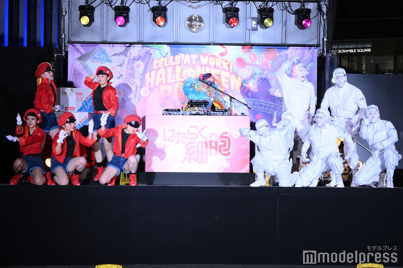 ハロウィンパーティーの様子（C）モデルプレス