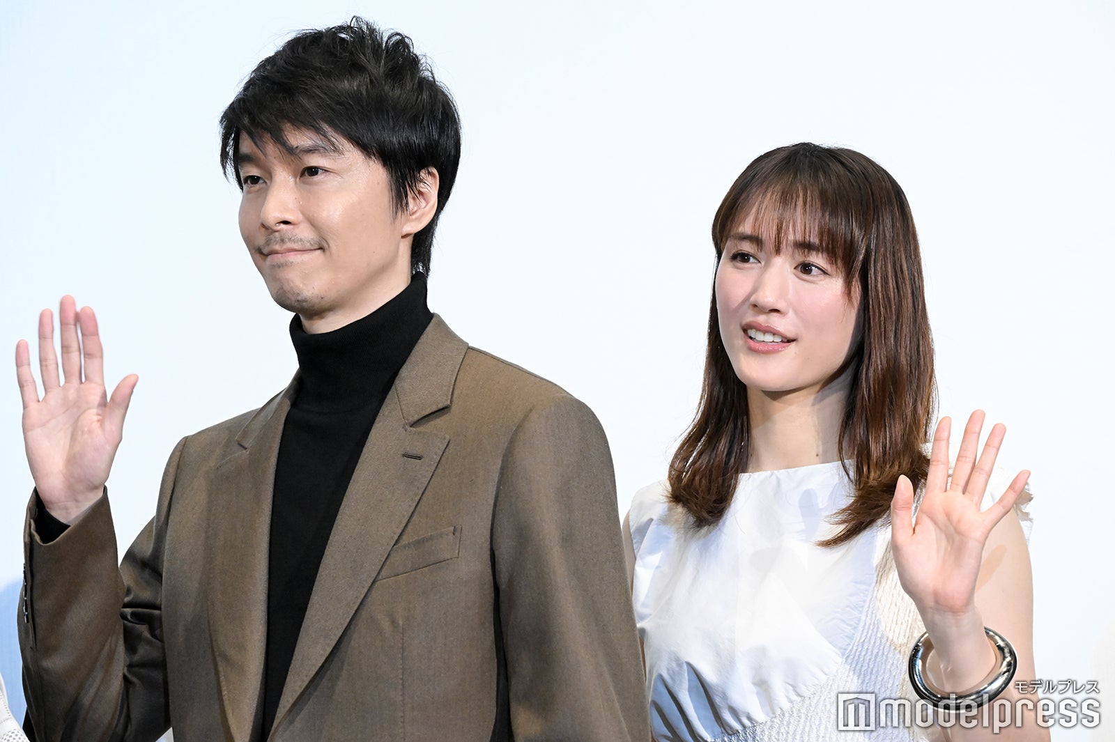 長谷川博己、綾瀬はるか （C）モデルプレス