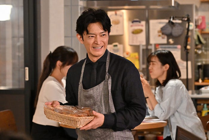津田健次郎「西園寺さんは家事をしない」第7話より(C)TBS