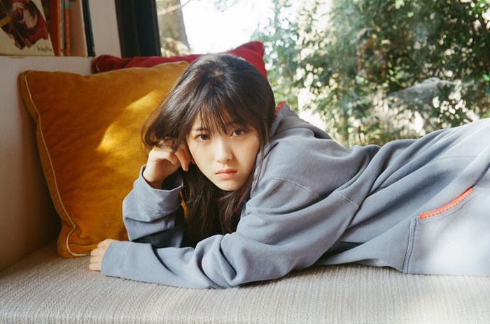 浜辺美波(画像提供:KADOKAWA)