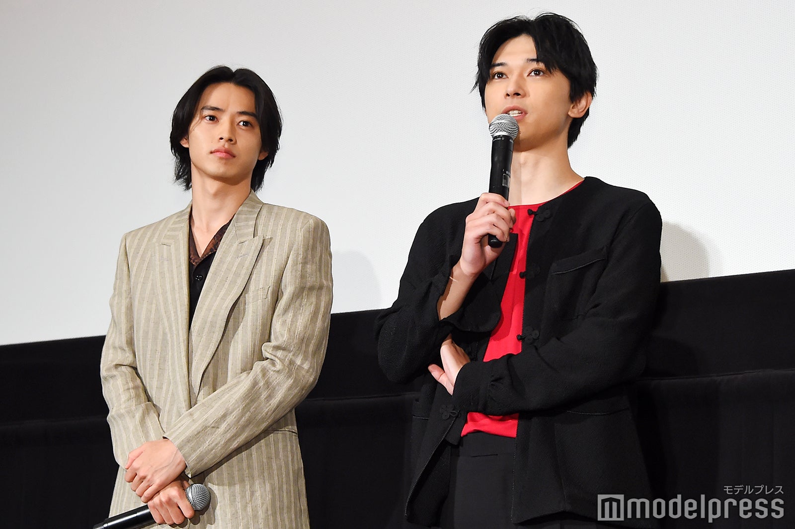 山崎賢人、吉沢亮 （C）モデルプレス